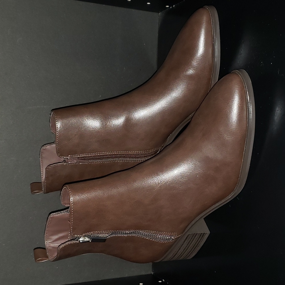 Botas Cortas - image 1